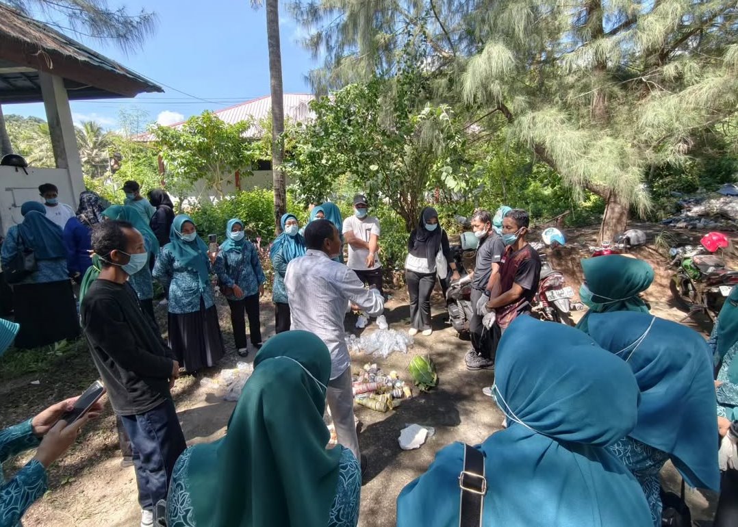 pkk pilah sampah